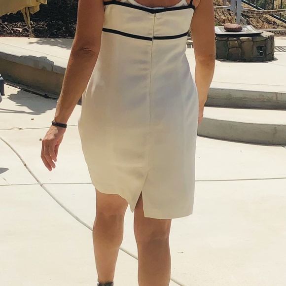 WHITE DRESS - Picture 3 of 3